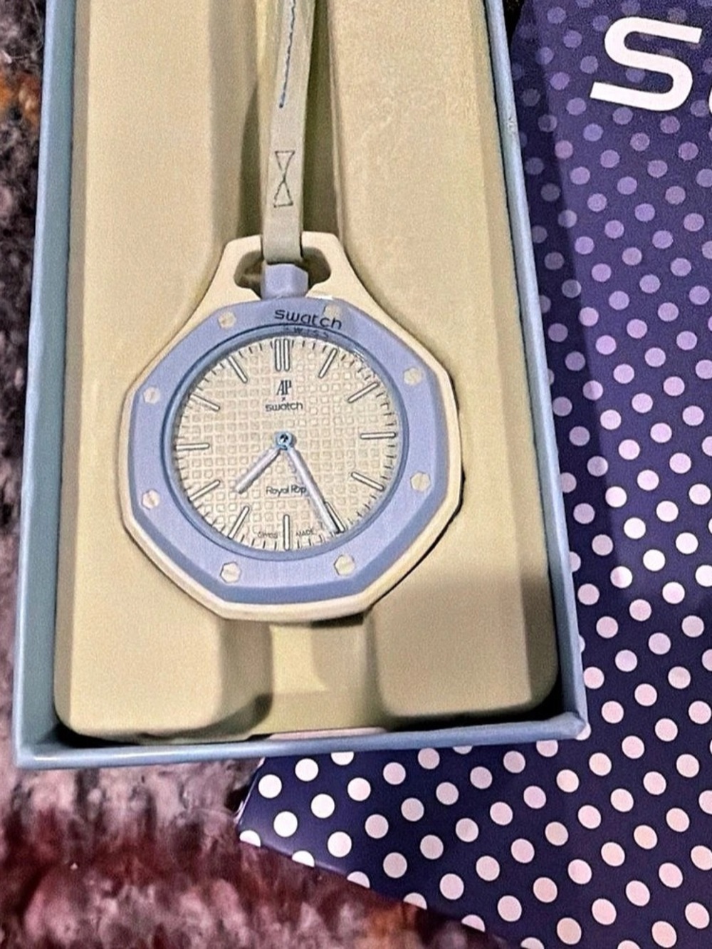 Swatch × Audemars Piguet Royal Pop “Blaue Acht”